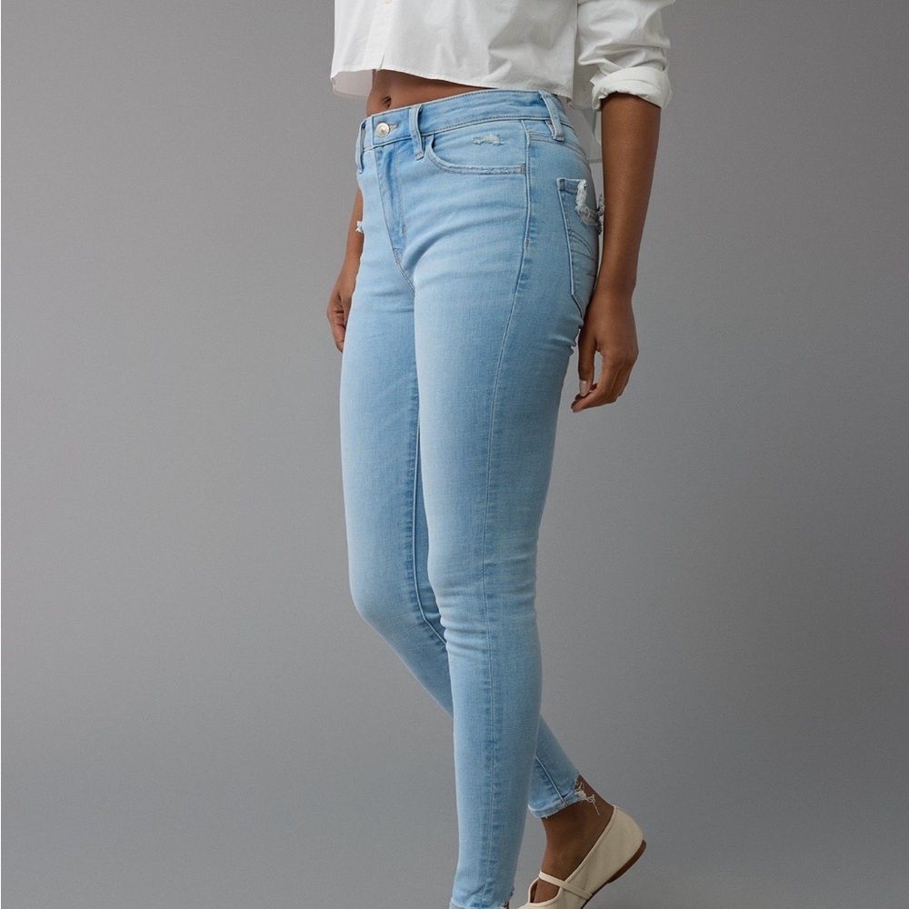 Stylish Sky Blue Skinny Jeans for Women - Picture 2 of 7